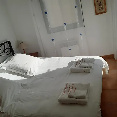 Apartment Oustau Segound Le Rizou, Petit Nid Douillet En Provence *