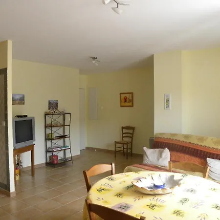 Apartment Oustau Segound Le Rizou, Petit Nid Douillet En Provence Nyons